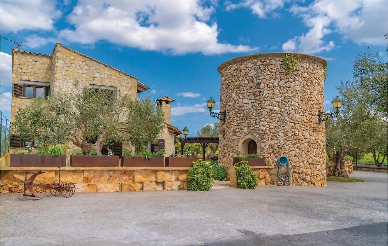 4 Bedroom Lovely Home In Muro San Lorenzo  San Lorenzo (Mallorca)