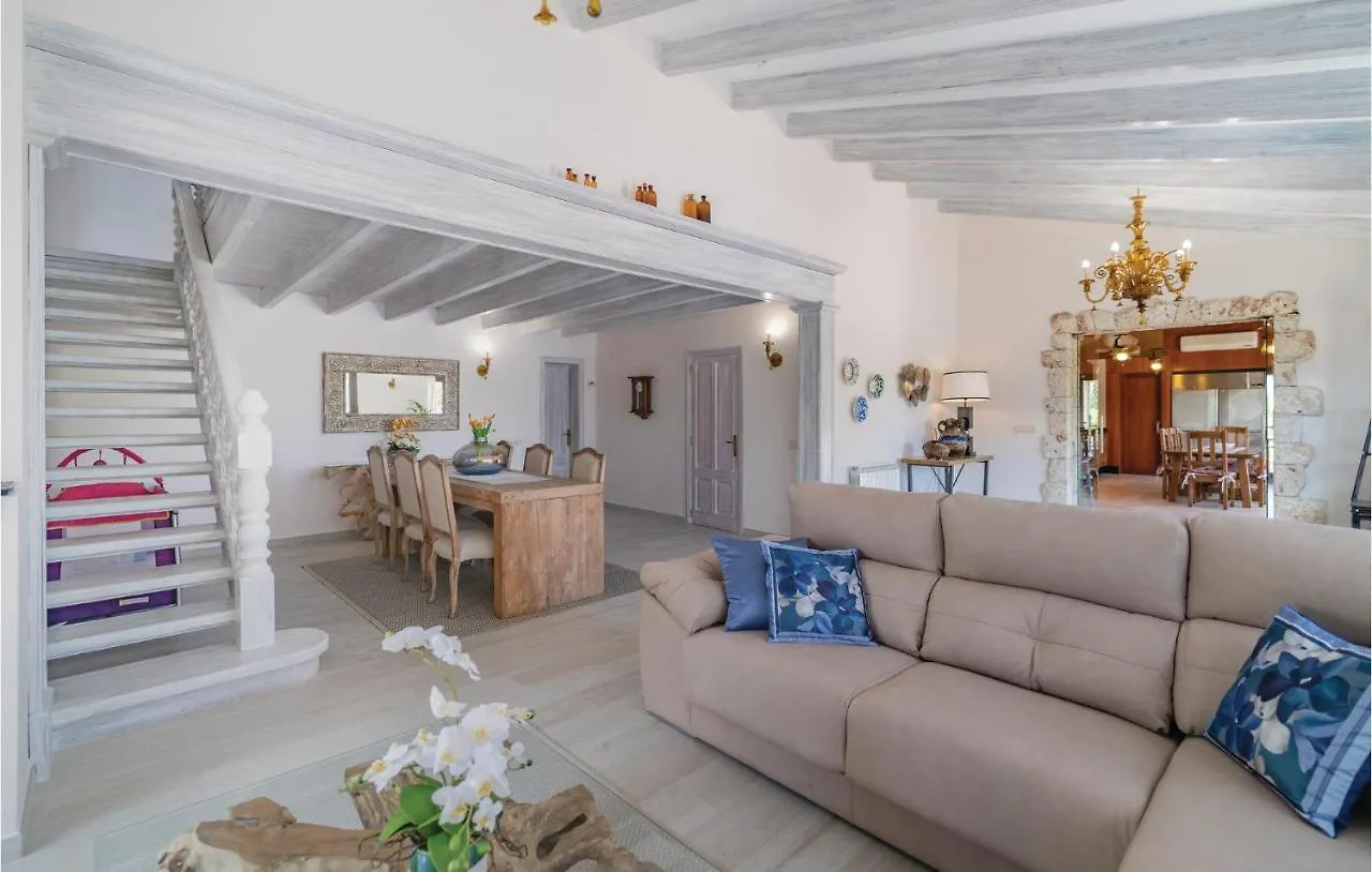 Holiday home 4 Bedroom Lovely Home In Muro San Lorenzo