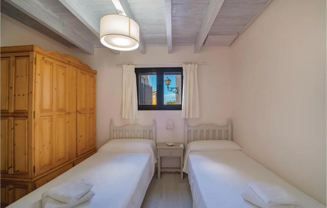 Holiday home 4 Bedroom Lovely Home In Muro San Lorenzo