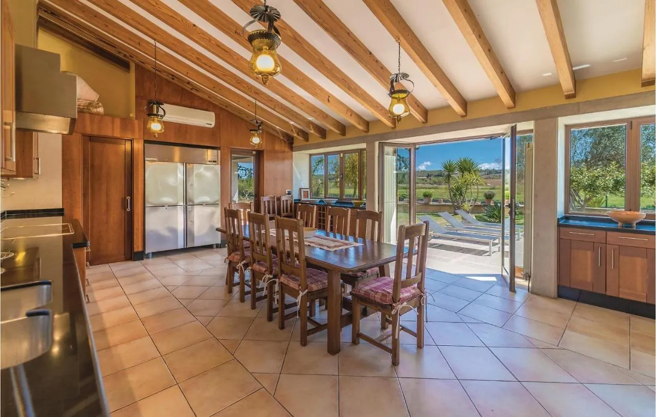 4 Bedroom Lovely Home In Muro San Lorenzo  0*, San Lorenzo (Mallorca)