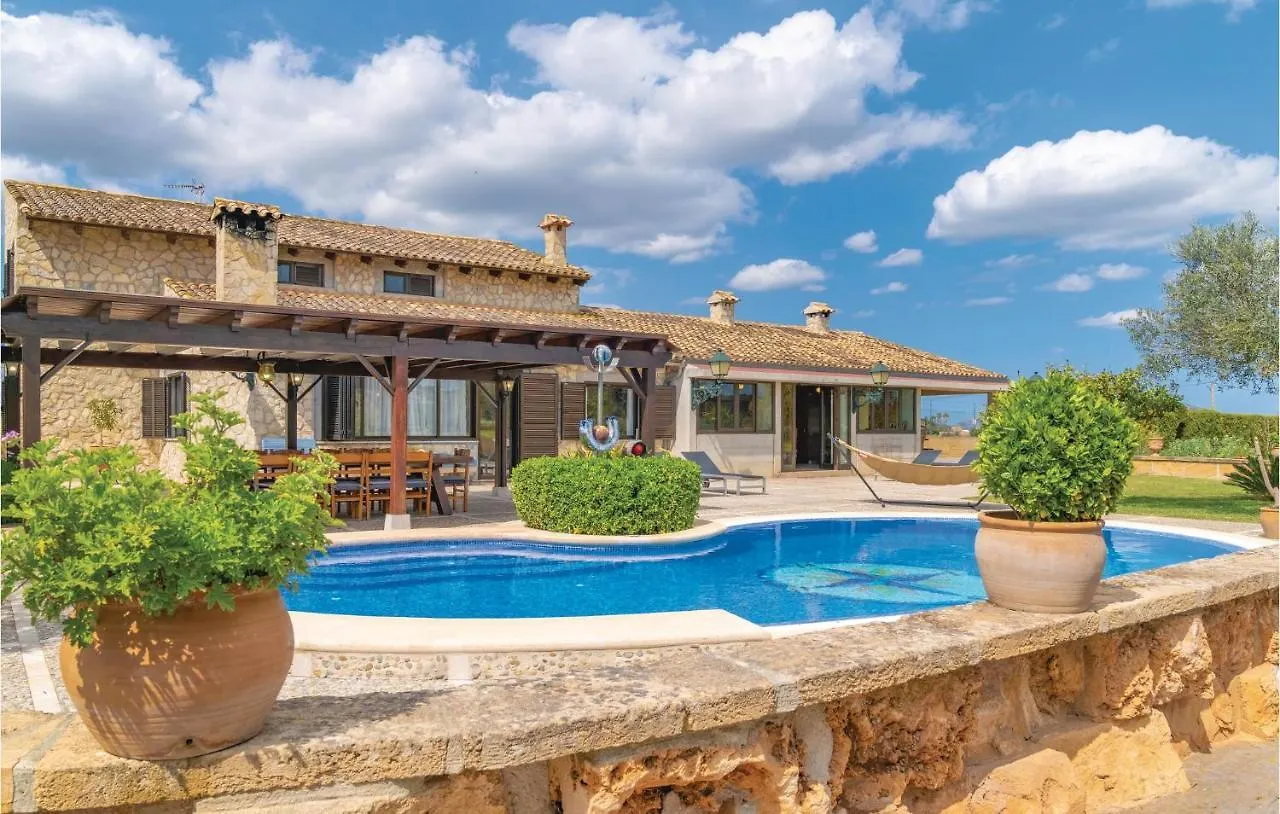 Holiday home 4 Bedroom Lovely Home In Muro San Lorenzo  Spain