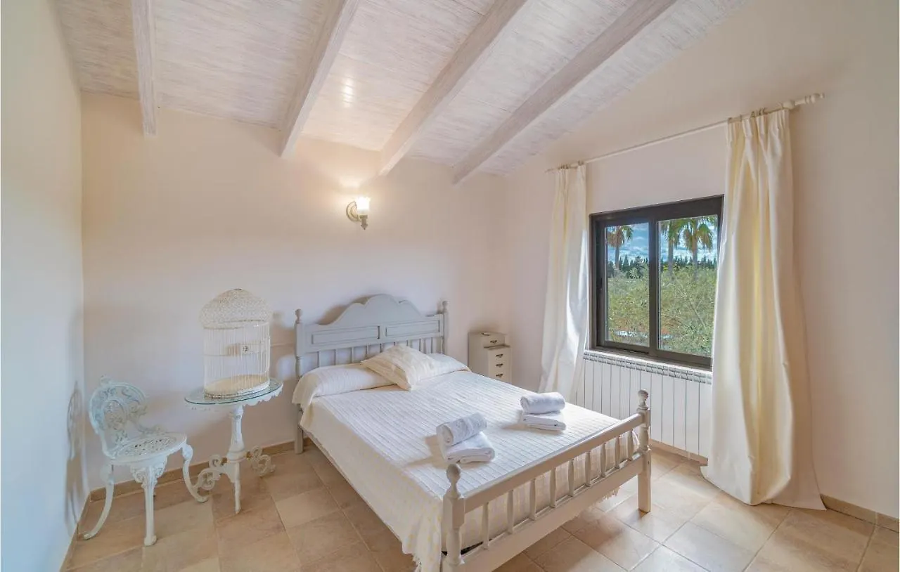Holiday home 4 Bedroom Lovely Home In Muro San Lorenzo  Spain
