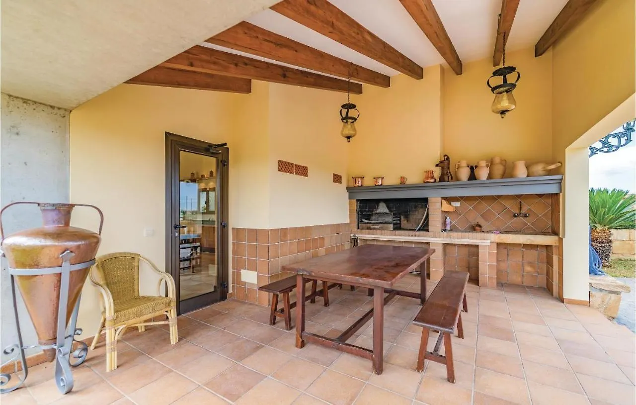 Holiday home 4 Bedroom Lovely Home In Muro San Lorenzo